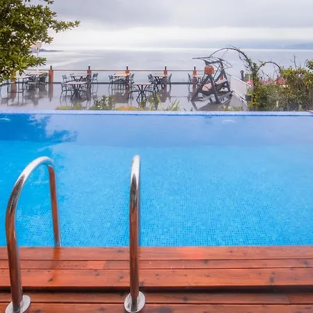 Sapanca Villa Suite Hotel