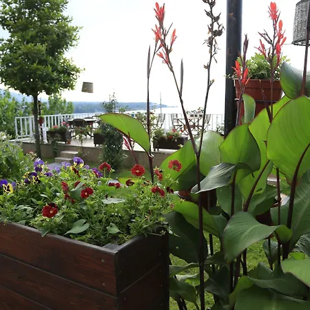 Sapanca Villa Suite Hotel